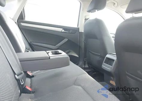 2013 Volkswagen Passat 2.5L S from USA, damaged, VIN 1VWAP7A39DC111312